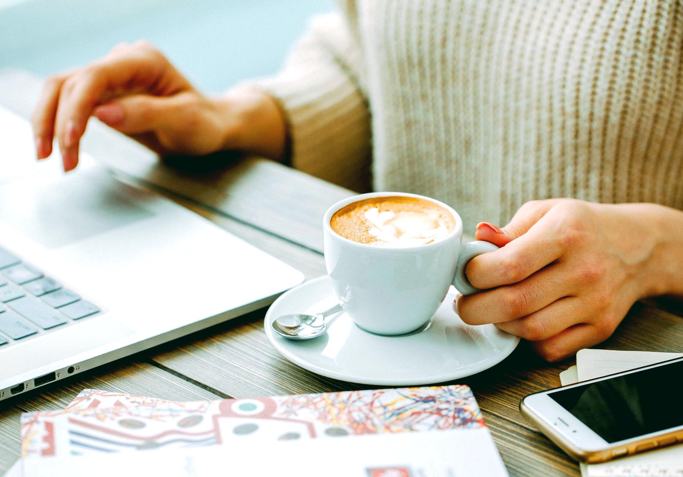 Teamarbeit an interaktiven Lernmodulen